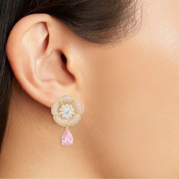 Eye Candy Aaron CZ pave flower drop earrings - Picture 2 of 3
